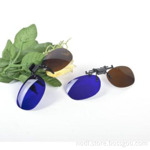 Clip-on tea-blue 3D glasses